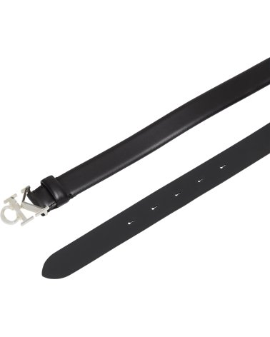 Ceinture en cuir Calvin Klein avec boucle métallique
