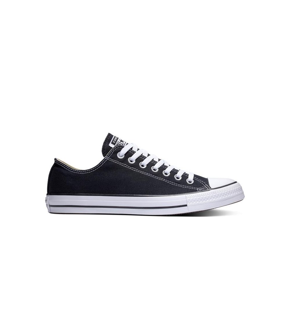 Converse low sneakers with laces