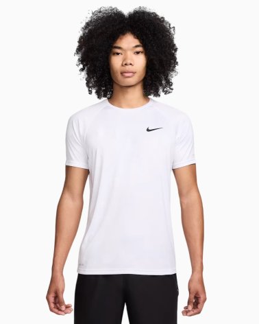 T-shirt Nike a manica corta con logo