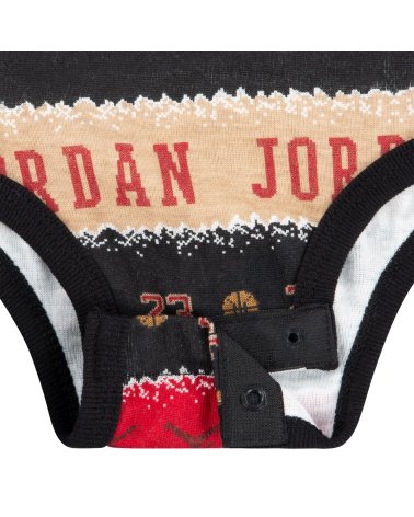 Nike Set mit Baby-Body, Mütze und Schuhen