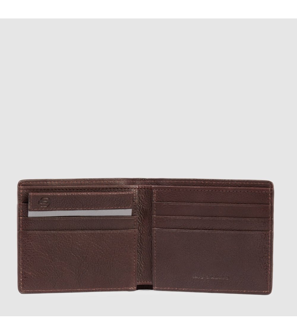 Piquadro slim leather wallet