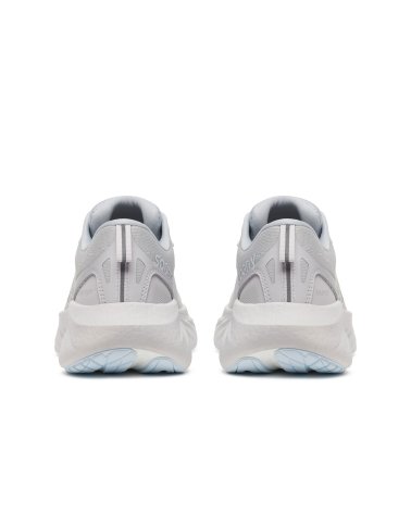 Saucony Triumph 22 running shoe