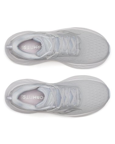 Saucony Triumph 22 running shoe