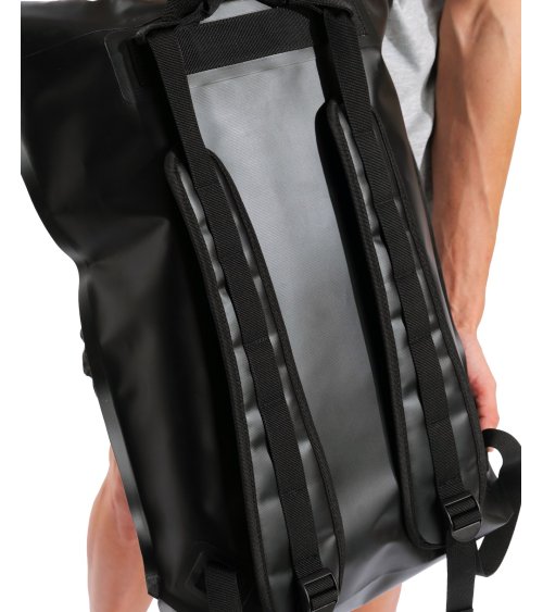 Arena mochila rolltop con bolsillo frontal elástico