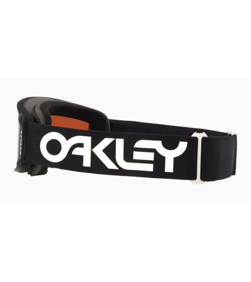 Oakley sports mask with wide lenses