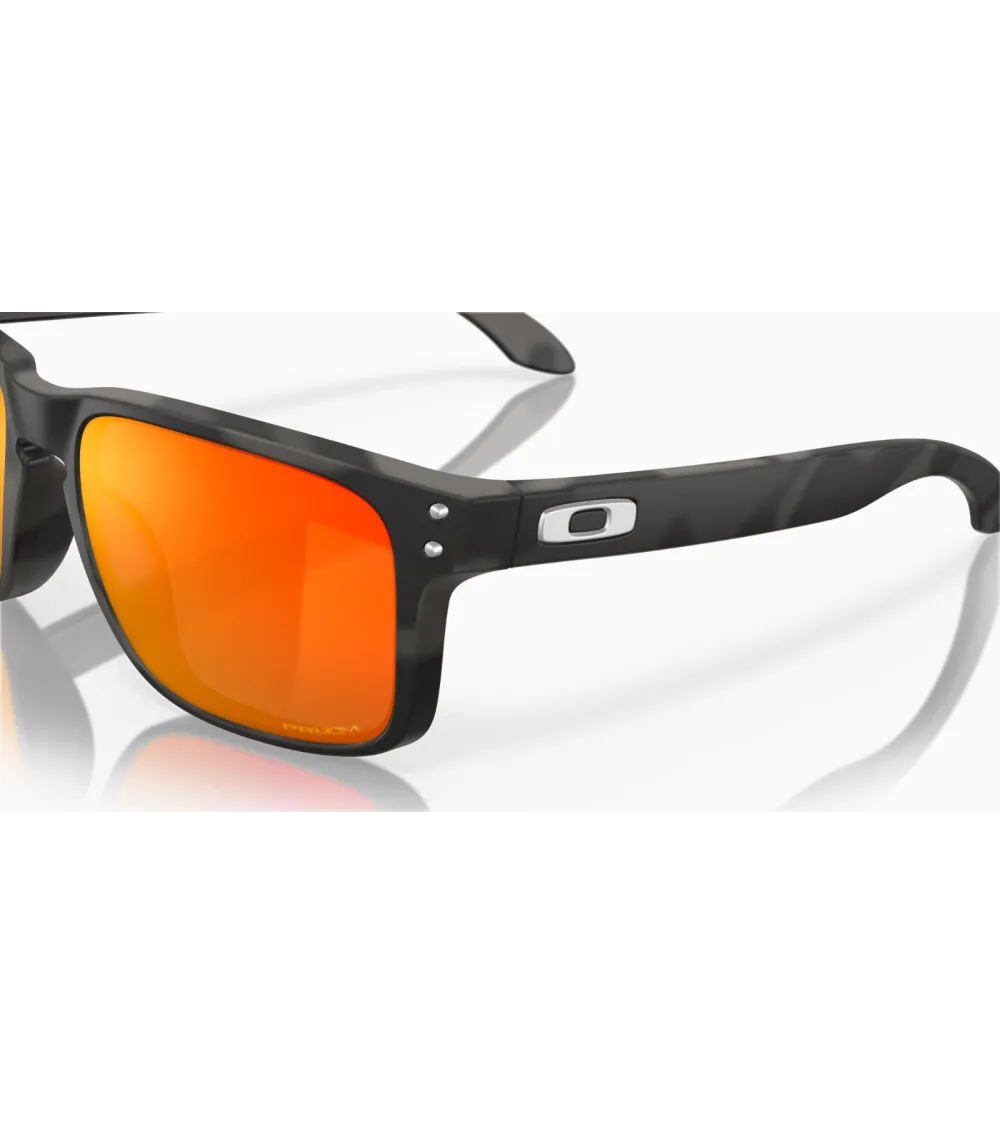 Oakley Holbrook sports sunglasses