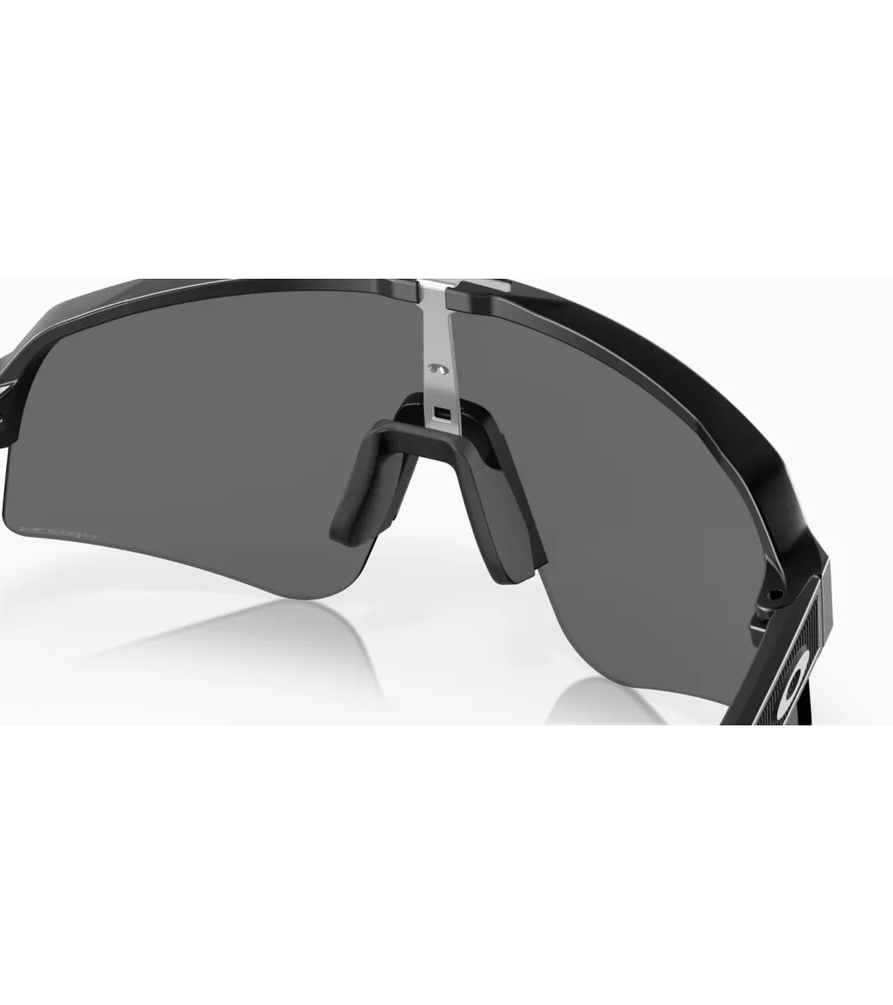 Oakley Sutro Lite Sweep occhiali sole sportivi