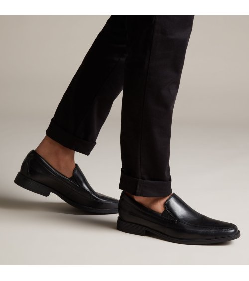 Clarks Tilden Free leather slip-on loafers