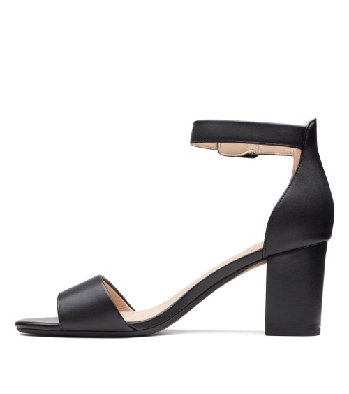 Clarks Deva Mae scarpe con tacco medio