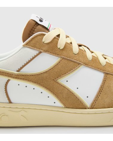 Diadora Magic Basket Low Suede Leather