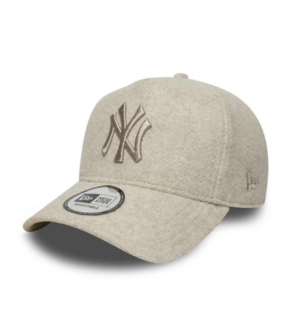 Capa New Era visera curva