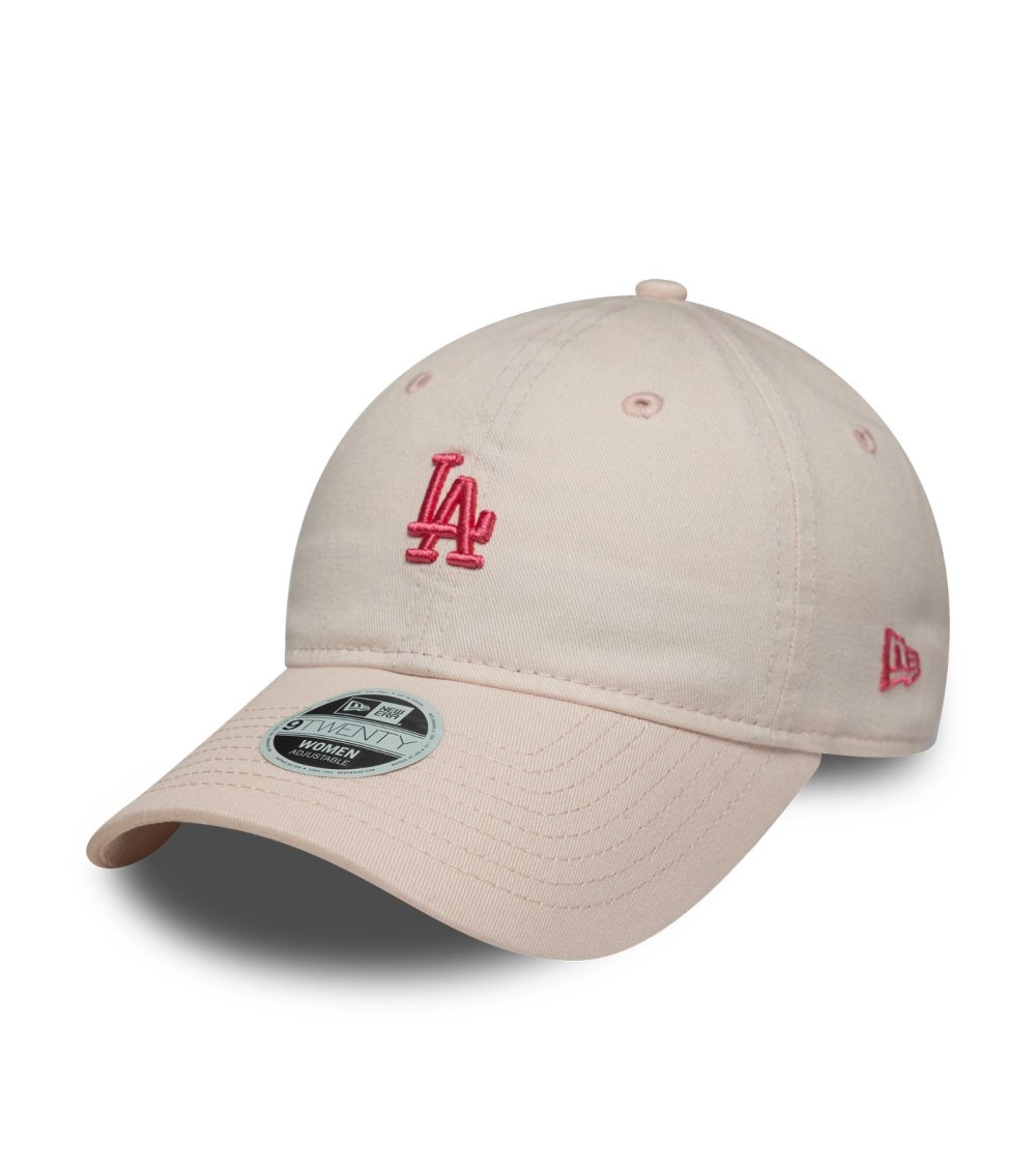 New Era cap with visor and adjustable closure