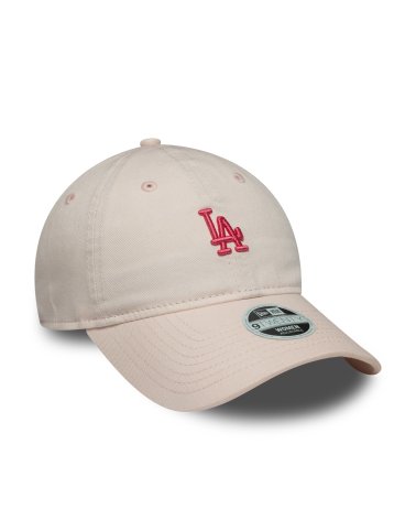 New Era cap with visor and adjustable closure