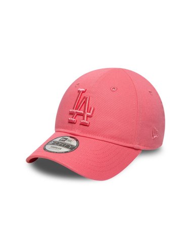 New Era 9FORTY cap with curved visor