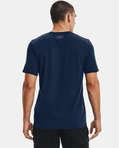 Under Armour T-Shirt mit kurzen Ärmeln