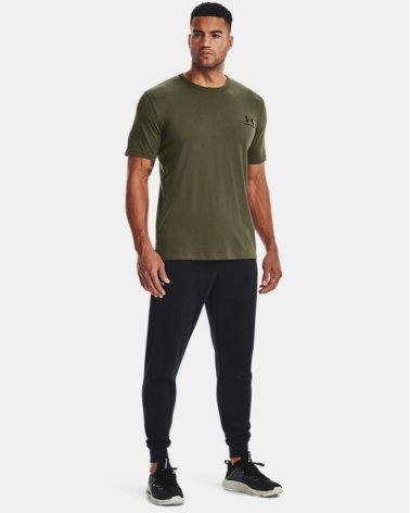 Under Armour Short Sleeve T-shirt