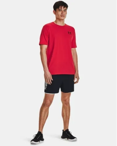 Under Armour T-Shirt mit kurzen Ärmeln