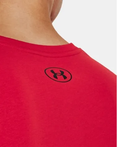 Under Armour T-Shirt mit kurzen Ärmeln