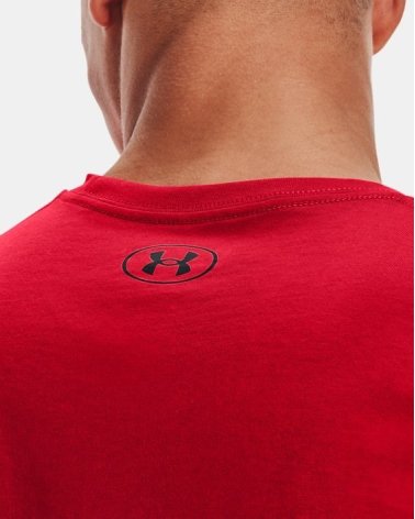 Under Armour Short Sleeve T-shirt