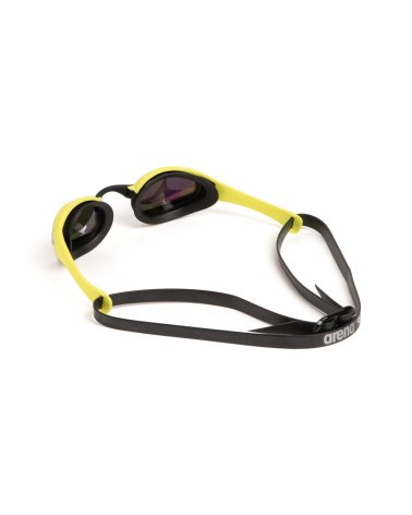 Arena Cobra Ultra Swipe occhialini da nuoto