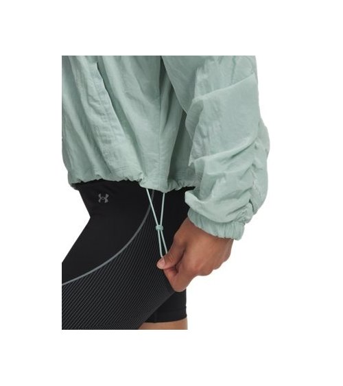 Under Armour chaqueta corta con capucha
