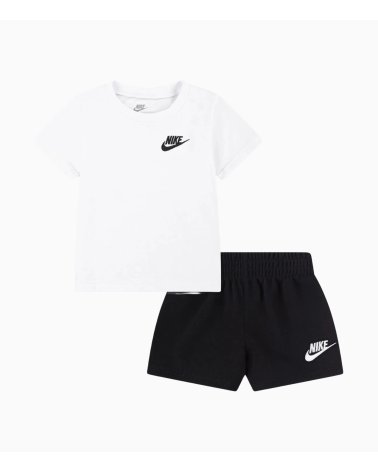 Nike t-shirt and shorts set