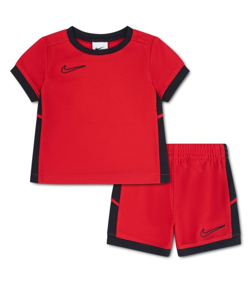 Nike Trainingsanzug T-Shirt und Shorts