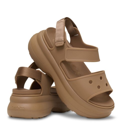 Zuecos Crocs con correas ajustables
