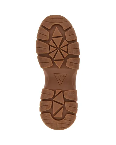 Guess low sneakers with metal details