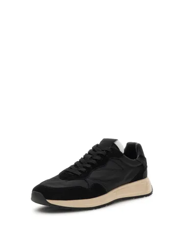Guess baskets basses Aria avec lacets