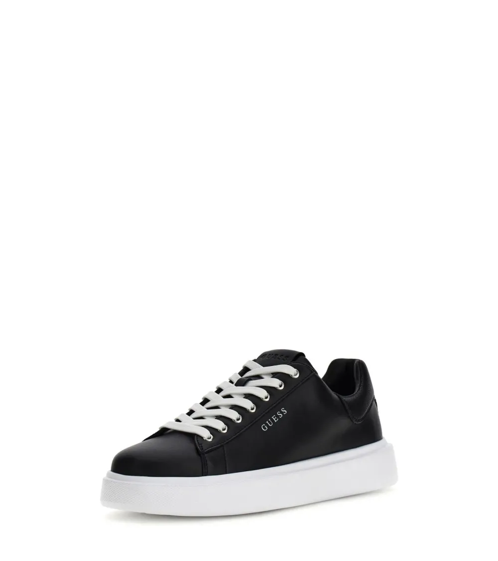 Guess baskets basses avec lacets