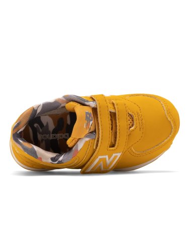 New Balance baskets enfant avec fermeture velcro