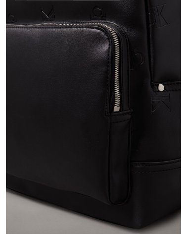 Calvin Klein sac à dos matériau synthétique