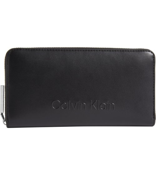 Calvin Klein cartera con cremallera