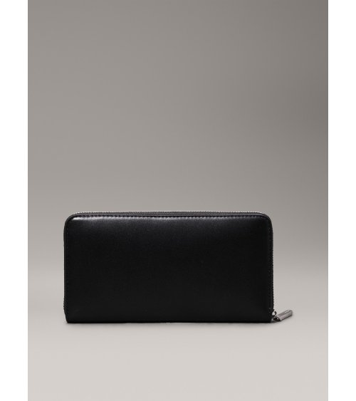 Calvin Klein cartera con cremallera