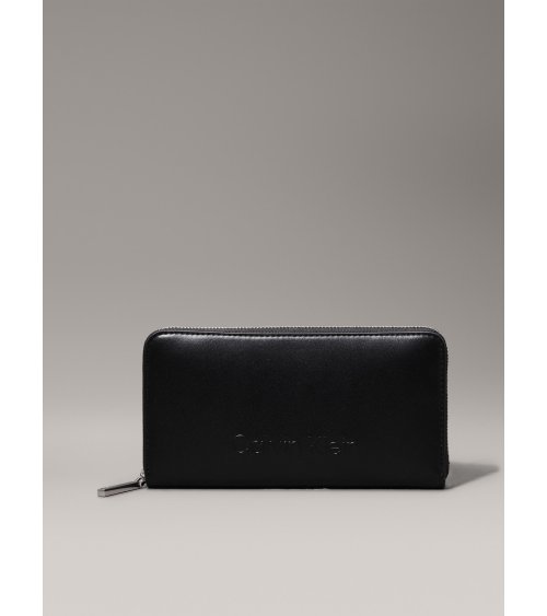 Calvin Klein cartera con cremallera