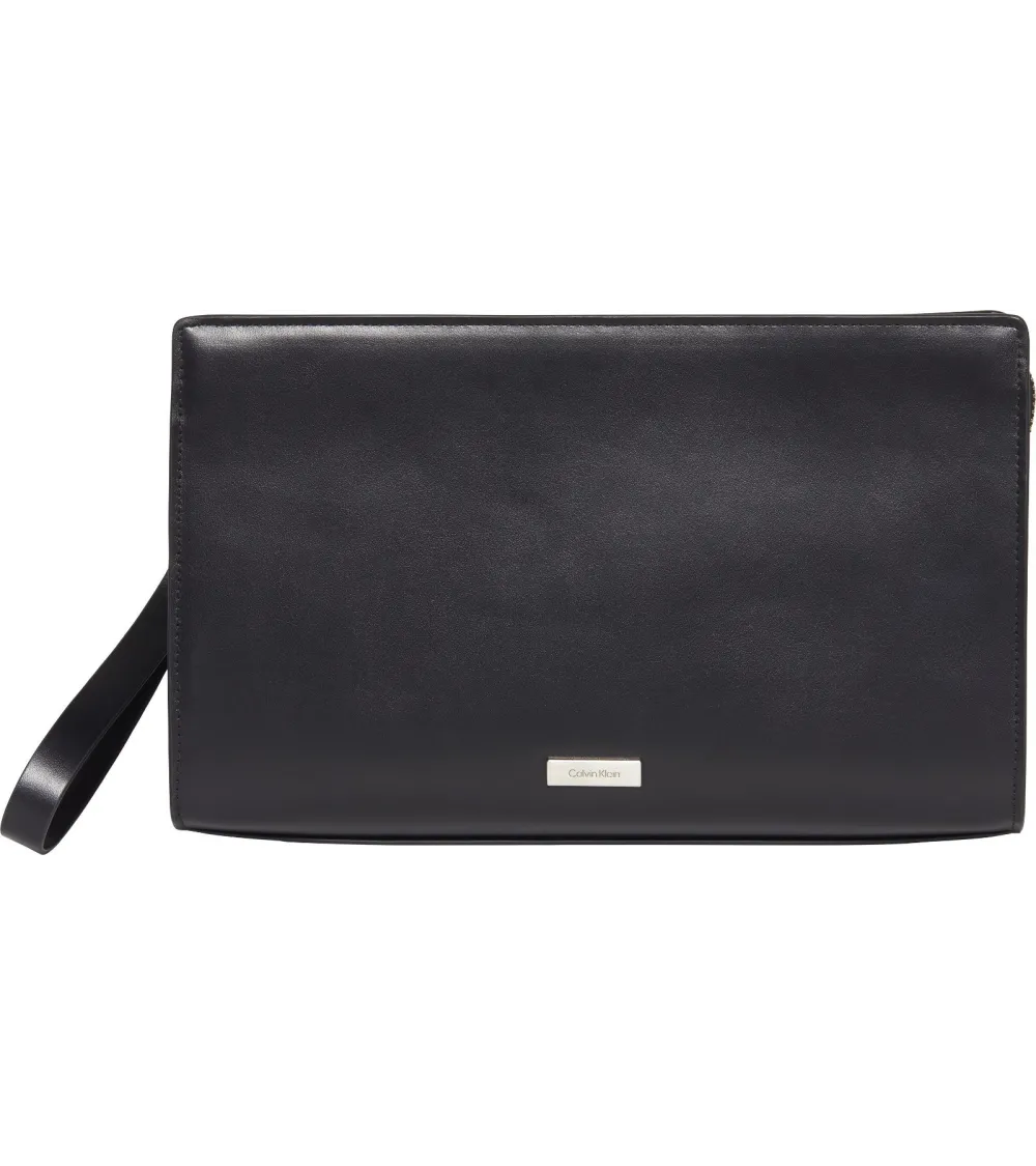 Calvin Klein smooth shoulder bag with zip
