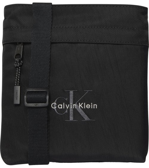 Calvin Klein Bolsa hombro Bold Flatpack