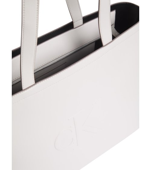 Calvin Klein borsa a mano con logo in rilievo