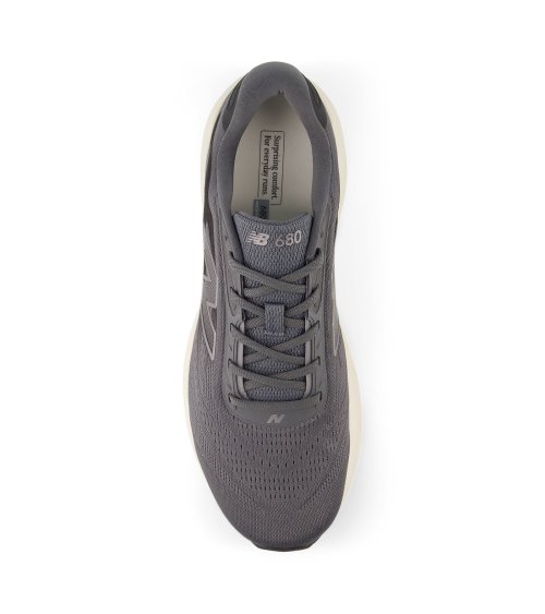 New Balance 680 running shoes