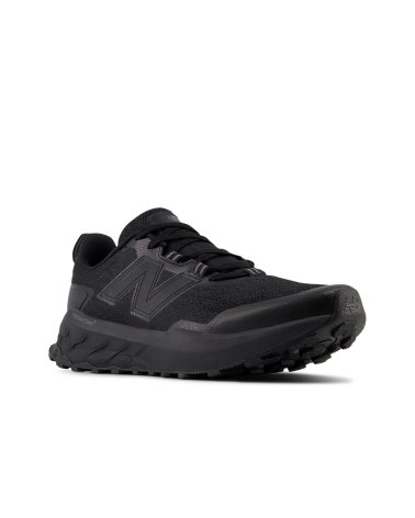New Balance Garoe trail running shoes