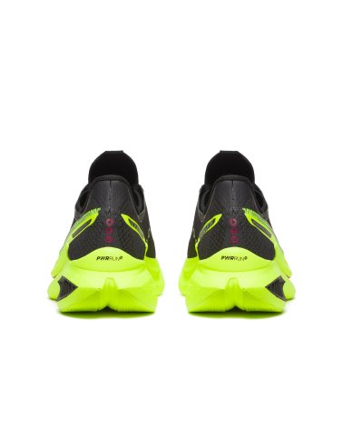Saucony Endorphin Pro 5 scarpe running gara