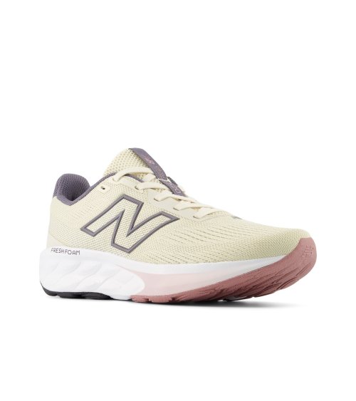 New Balance 411v3 running shoes