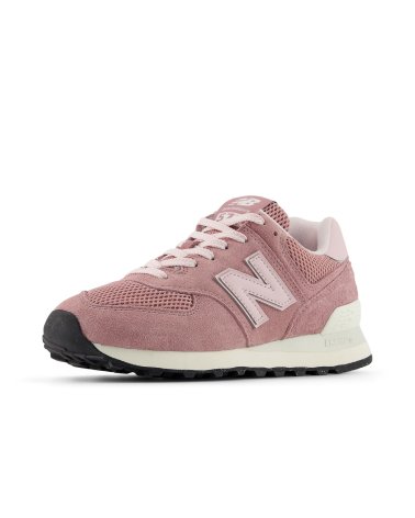 New Balance low sneakers in mesh and suede