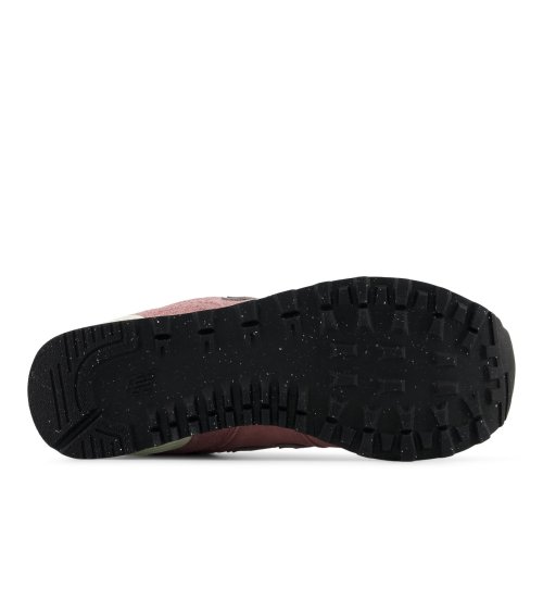 New Balance baskets basses en mesh et daim