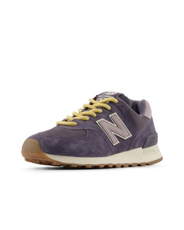 New Balance low sneakers in mesh and suede
