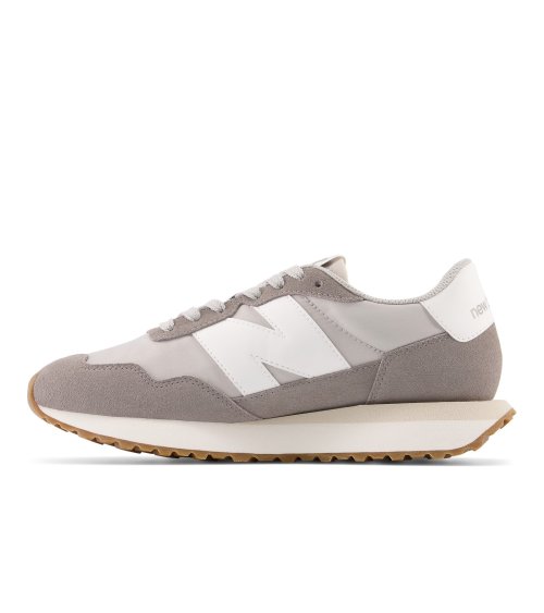 New Balance Low Sneakers