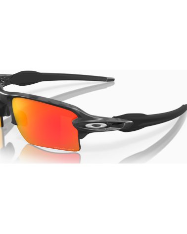 Oakley Flak 2.0 XL sports sunglasses