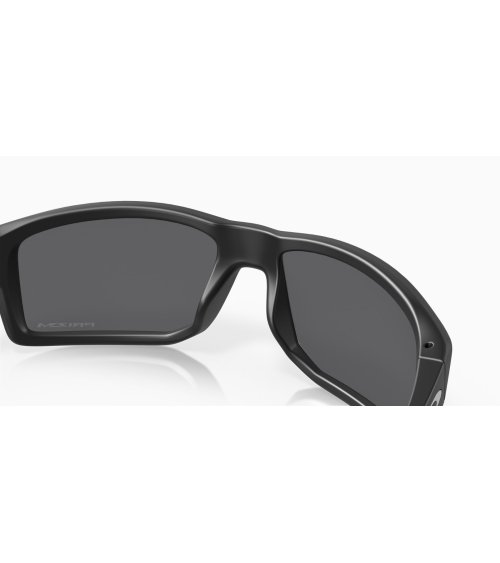 Oakley Gibston sports sunglasses