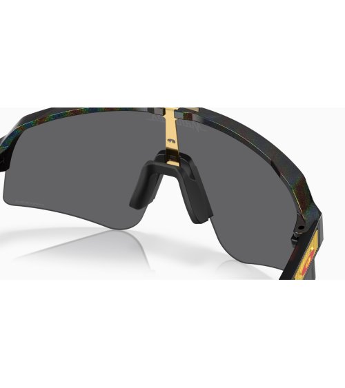 Oakley Sutro Lite Sweep sports sunglasses
